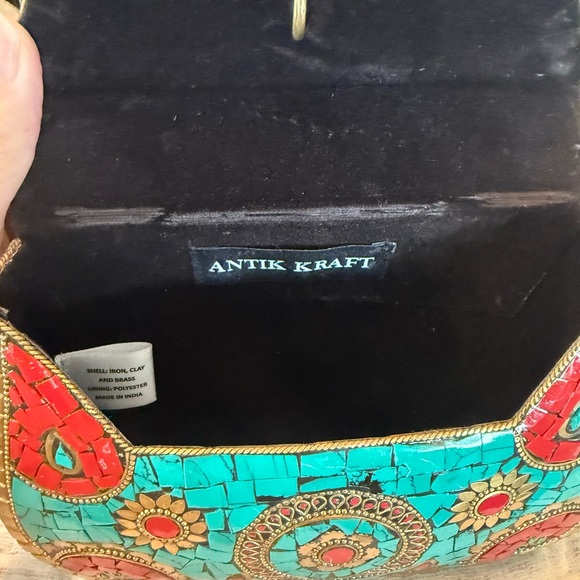 Antik Kraft Turquoise and Red Mosaic Clutch - Picture 3 of 12